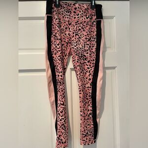 Buddy Love Leggings Size Medium